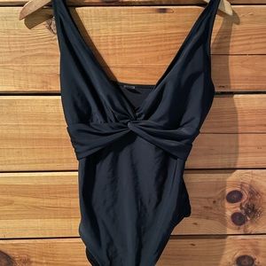 Old Navy Twist Top One Piece bathing suit